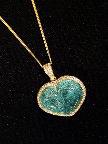 ARIDO 18K YELLOW GOLD WITH RUBIES AND DIAMONDS